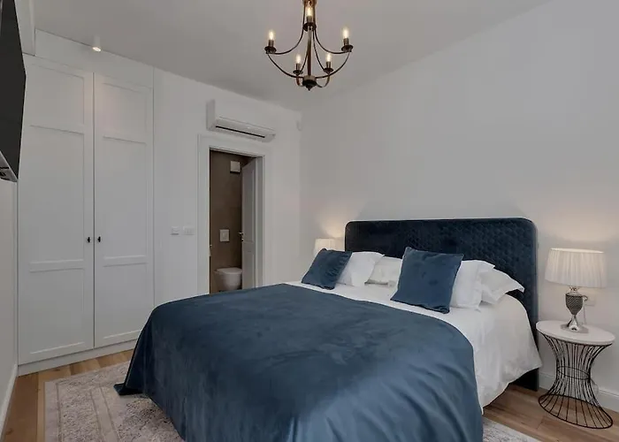 Montes - Exklusiv فيلة *